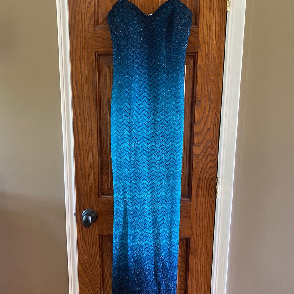 Shimmery blue hoco dress